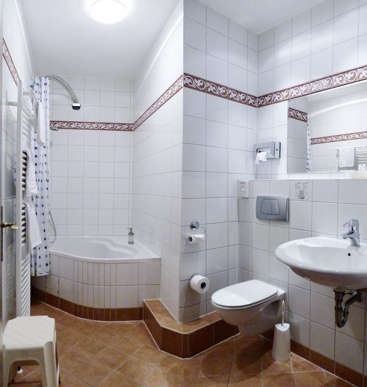 Hotel Am Schloss Darmstaedter Hof Bad Homburg vor der Höhe Oda fotoğraf
